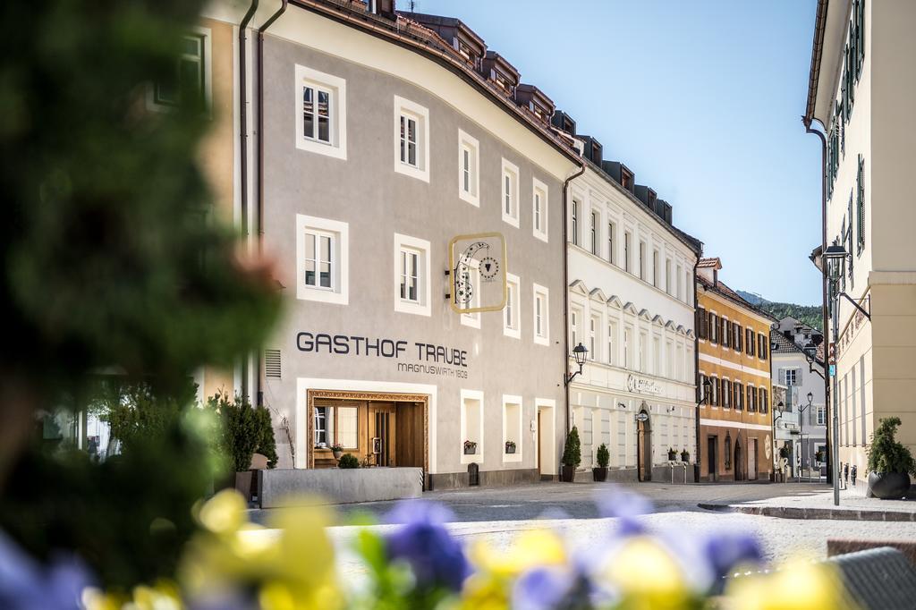 Gasthof Traube San Lorenzo di Sebato Exteriör bild